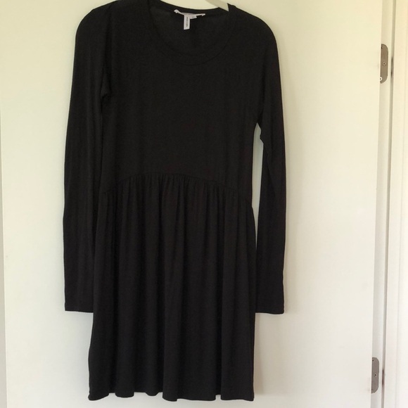 - BCBGeneration Black Pleated Ribbed Long Sleeve Dress - Picture 3 of 9